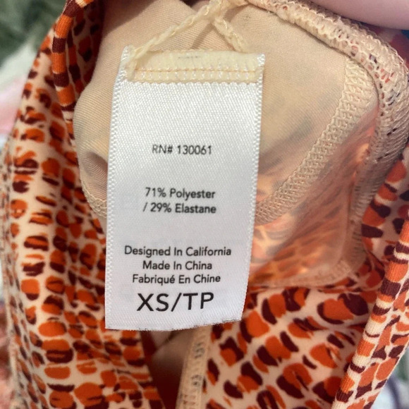 L*SPACE Set Do The Twist Sports Bra Carter Bike Short Wild Bunch Size XS Orange - Picture 15 of 16